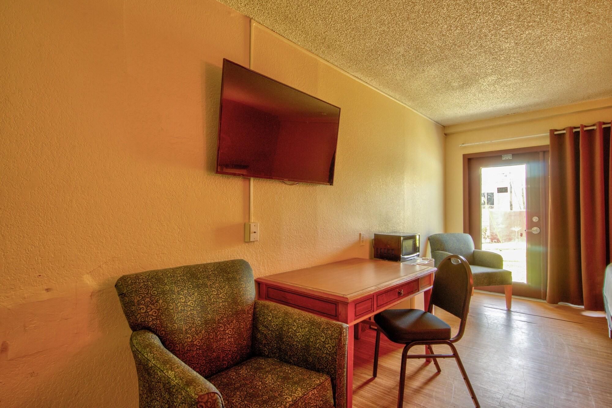 Clearwater Hotel Екстер'єр фото