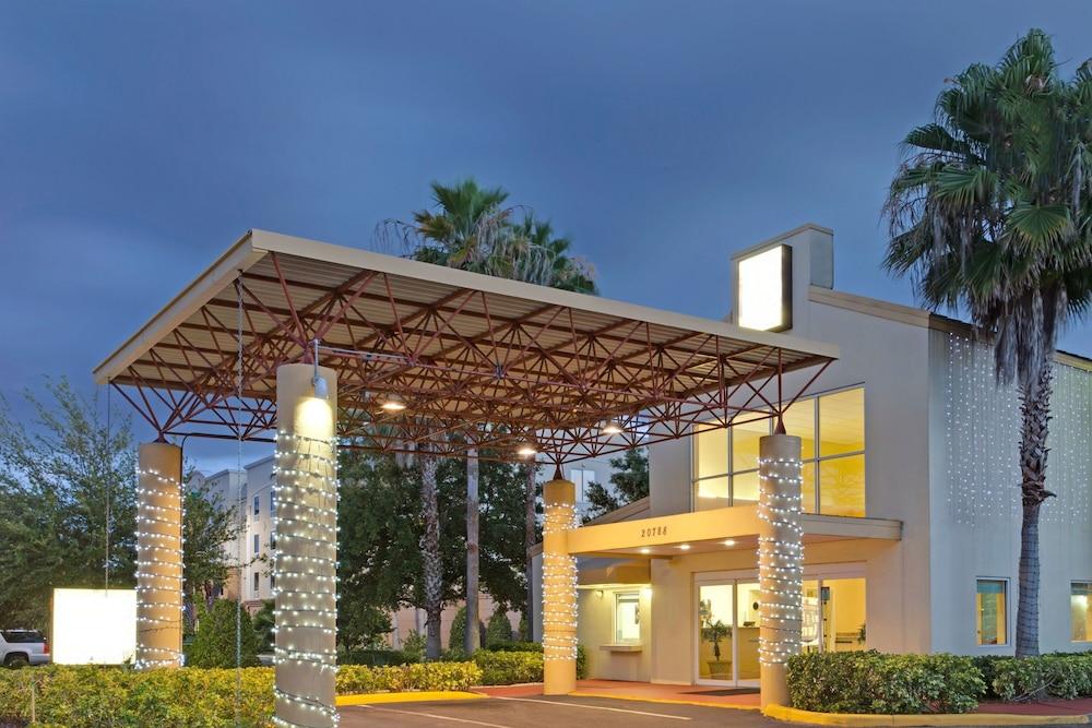 Clearwater Hotel Екстер'єр фото